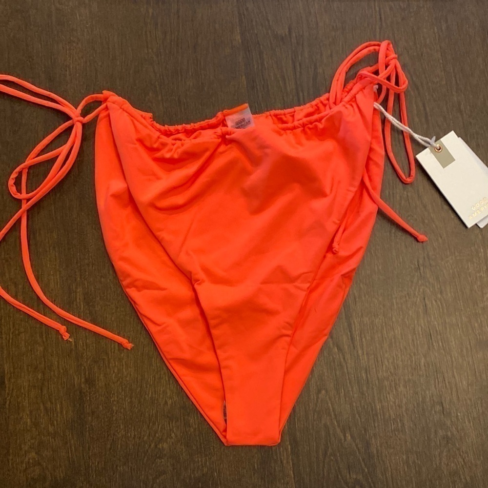 Good American highcut full coverage bikini bottom- HOT CORAL- NWT SZ 3‎